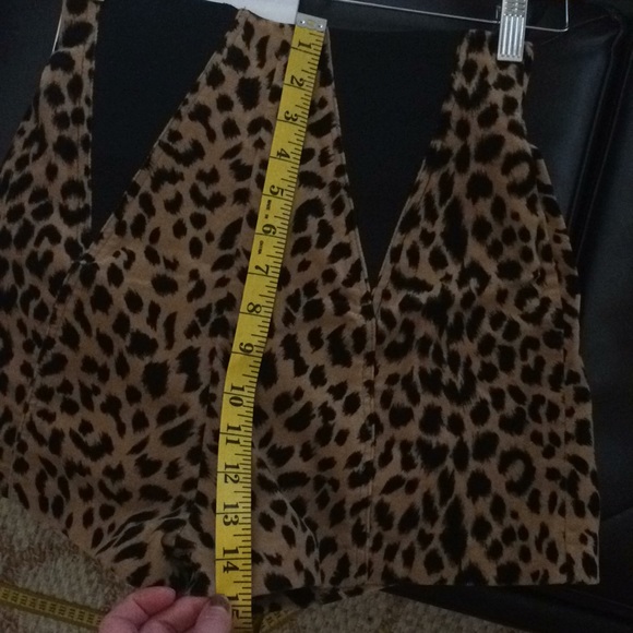 Betsey Johnson high-waisted animal print shorts - Picture 3 of 4